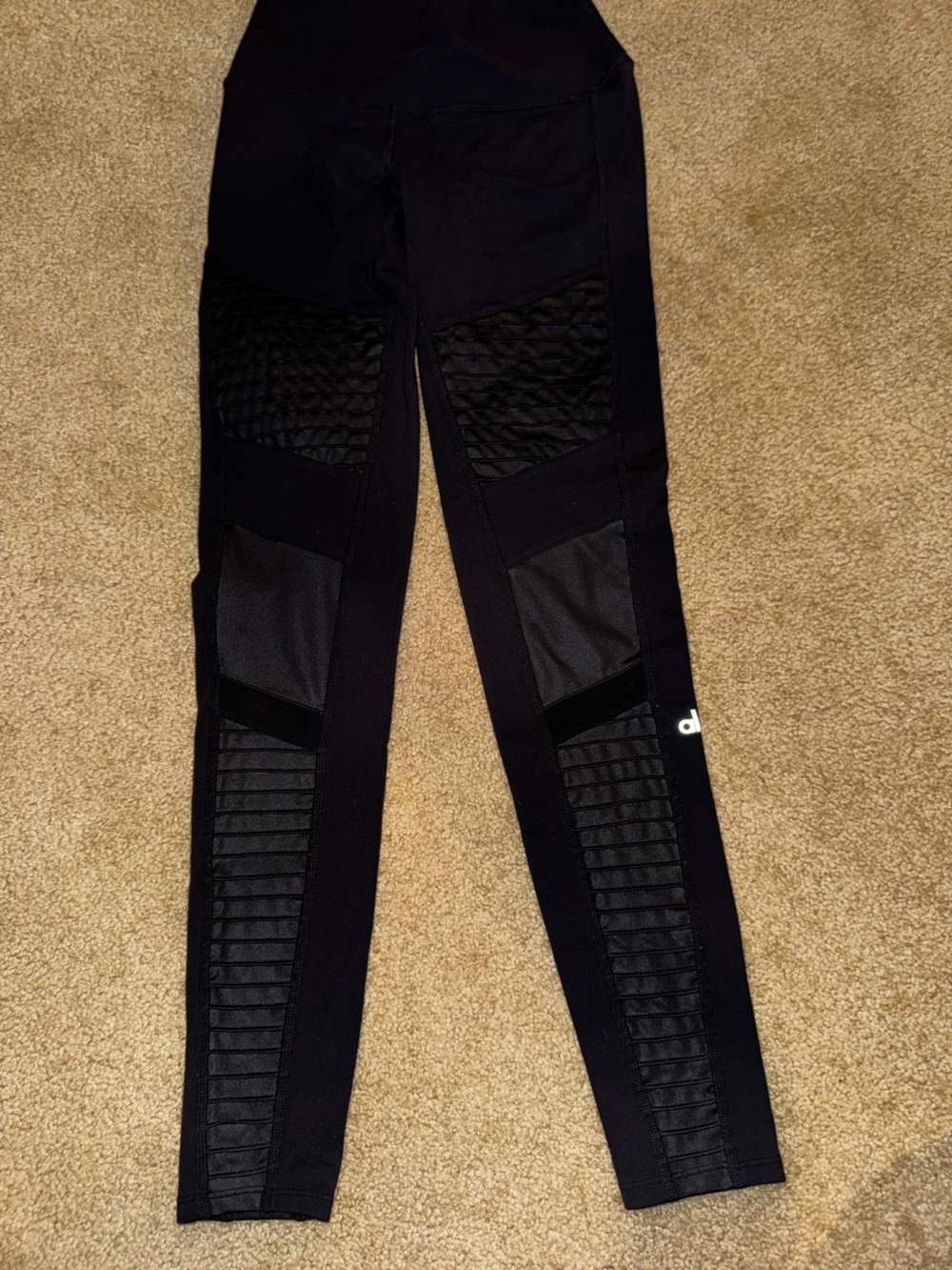 ALO Yoga Black High-Waist Leggings with Ribbed Paneled Detail - Picture 2 of 5